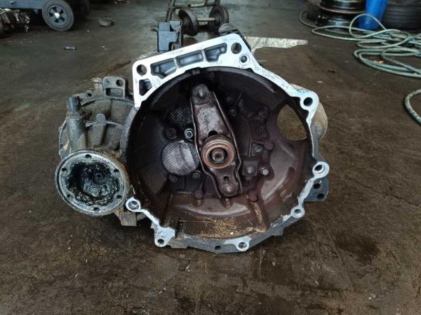 BOITE DE VITESSE MANUEL VAG - Vue 2